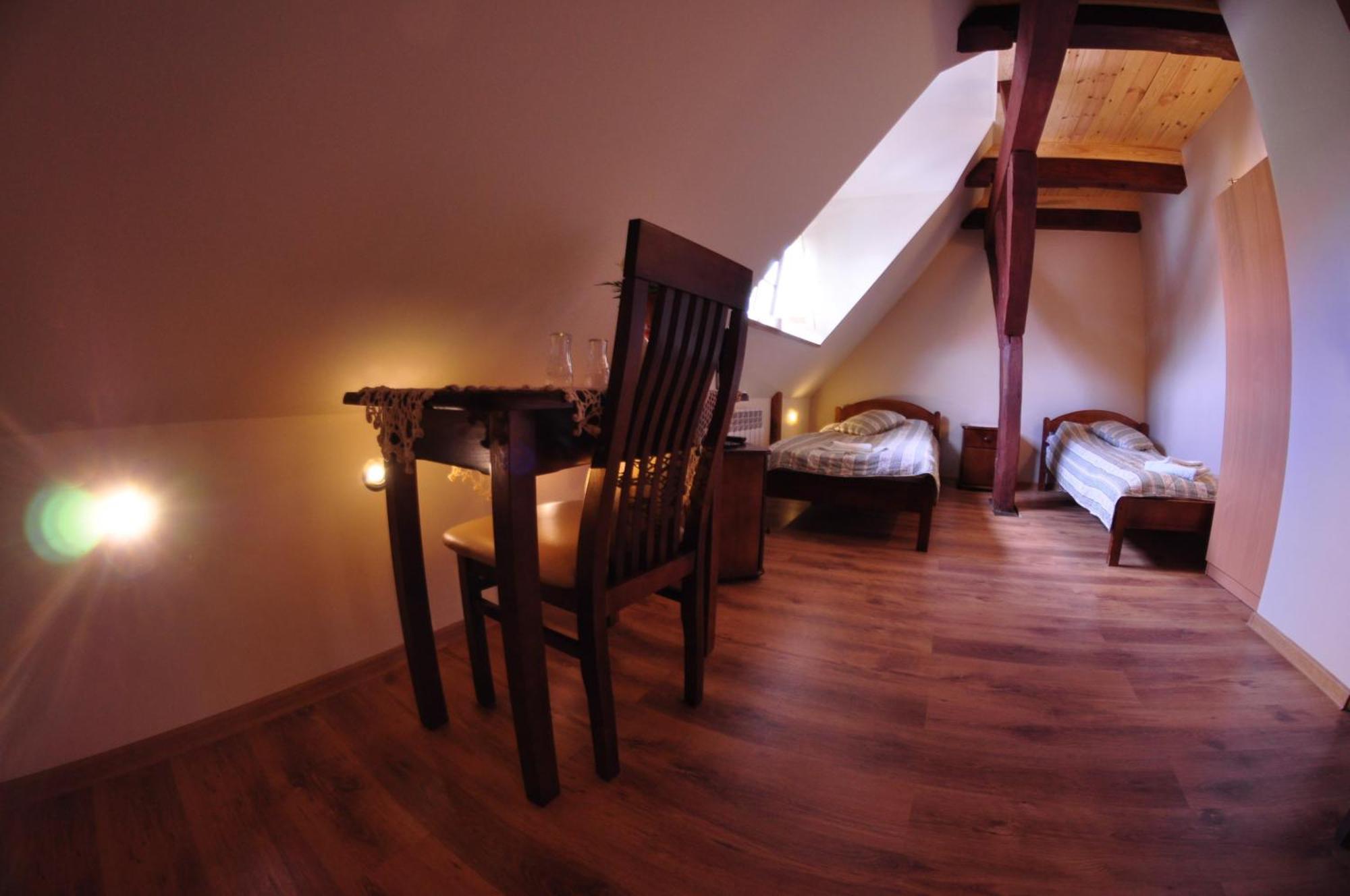 Stary Spichrz Kawiarnia & Noclegi Chełmno Extérieur photo